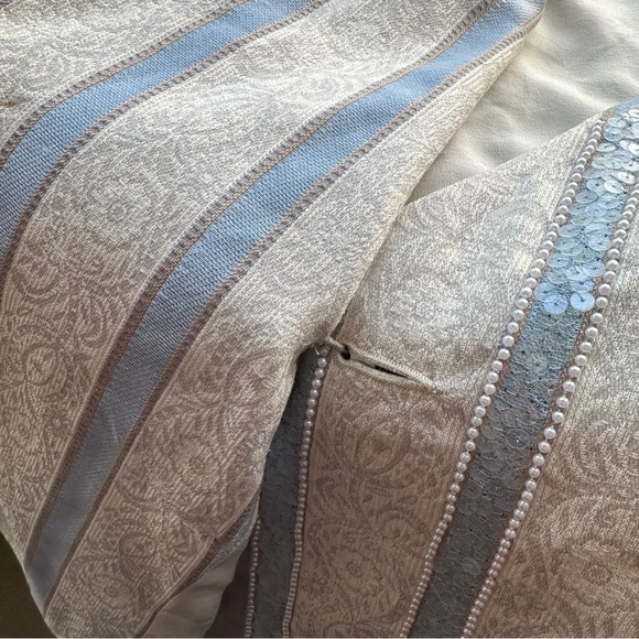 Vintage Salvatore Ferragamo Women’s Pearls and Sequins Blazer Jacket Size Small - Picture 8 of 13